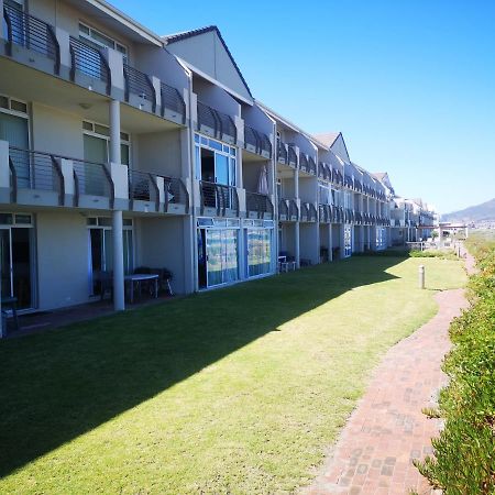 Cape Town Family Beachfront Apartment Leisure Bay Exterior photo
