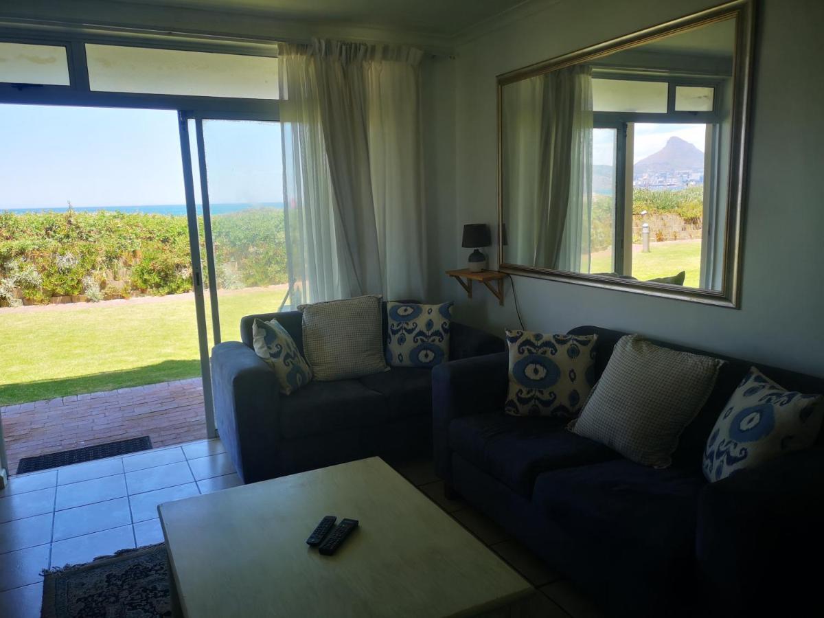 Cape Town Family Beachfront Apartment Leisure Bay Exterior photo