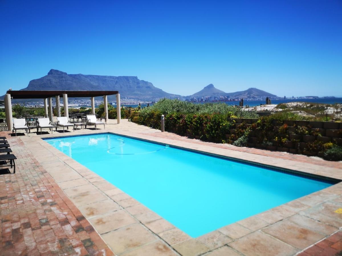 Cape Town Family Beachfront Apartment Leisure Bay Exterior photo